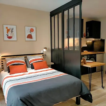 Voyage Appar't - Sevremoine Apartment *