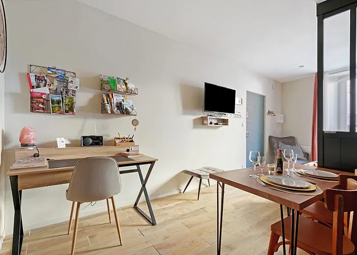 Voyage Appar't - Sevremoine * Tiffauges